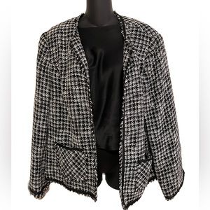💜 NWOT beautiful ladies blazer